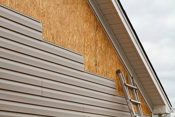 Professional Wood Siding technician working in Bunola, PA
